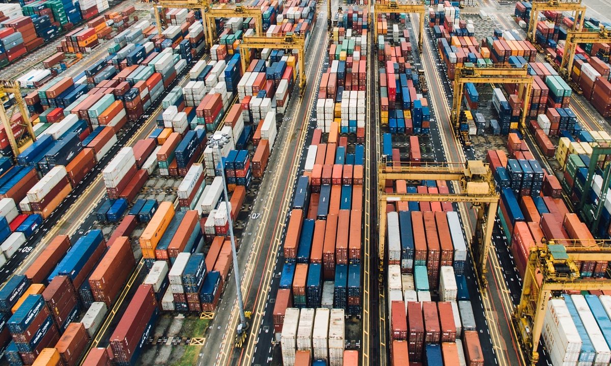 Cách các nhà sản xuất xuất khẩu kiếm được đơn hàng lặp lại